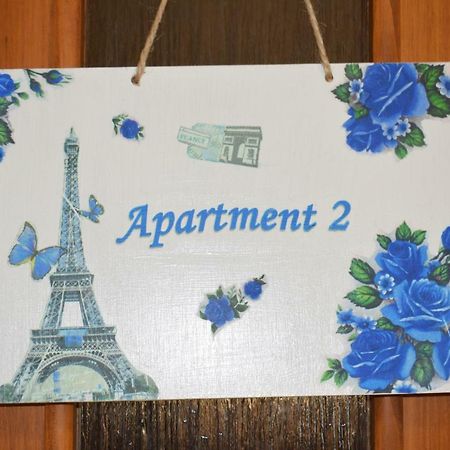 Apartments Sara ポドストラナ エクステリア 写真