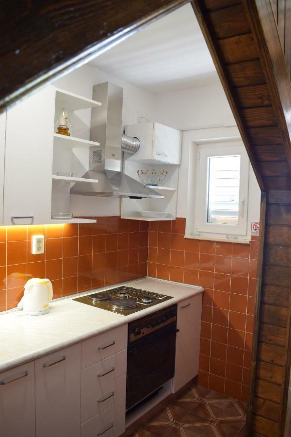 Apartments Sara ポドストラナ エクステリア 写真